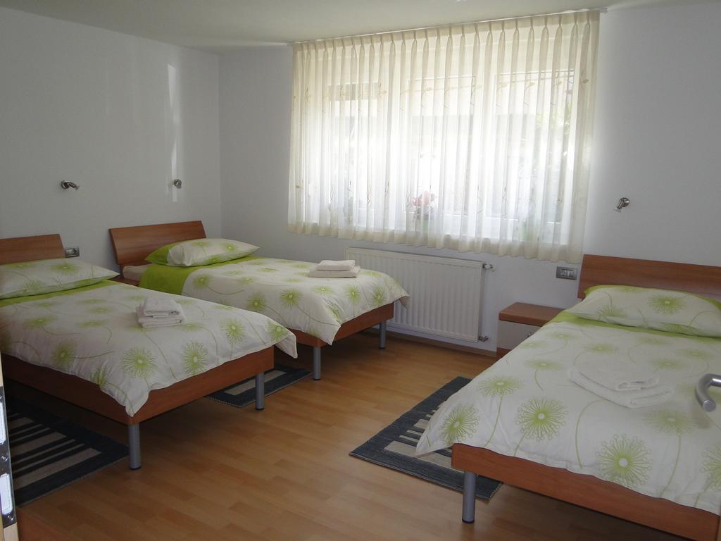 Apartma Jezero Most na Soči Buitenkant foto